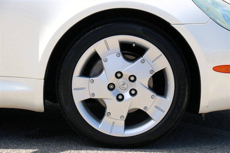 2005 Lexus SC 430