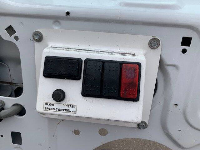 2005 Ford E-Series E-350 SD