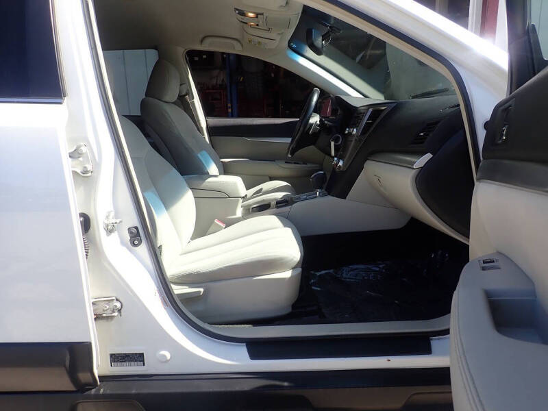 2013 Subaru Outback 2.5i Premium