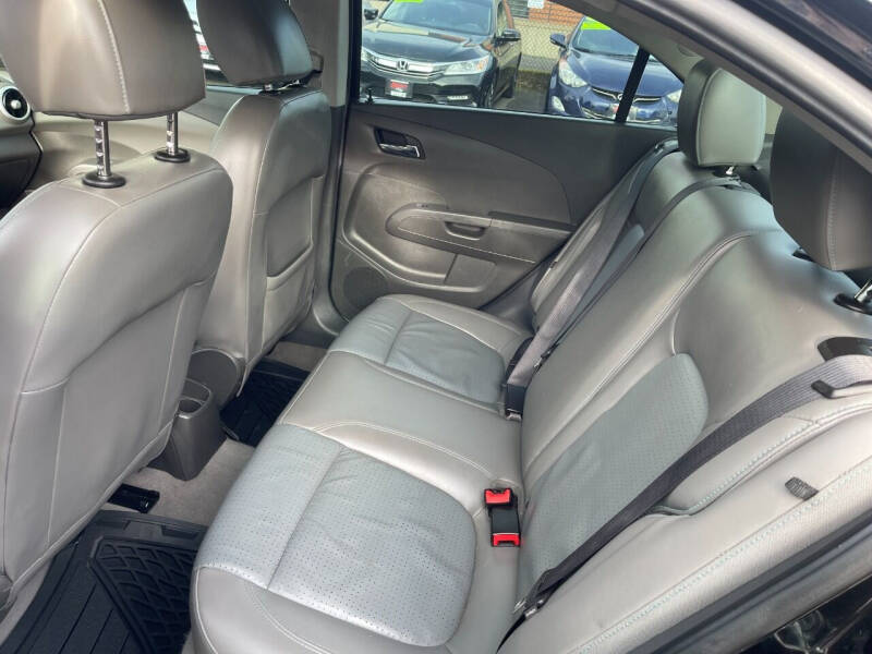 2017 Chevrolet Sonic Premier Auto