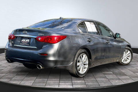 2015 Infiniti Q50