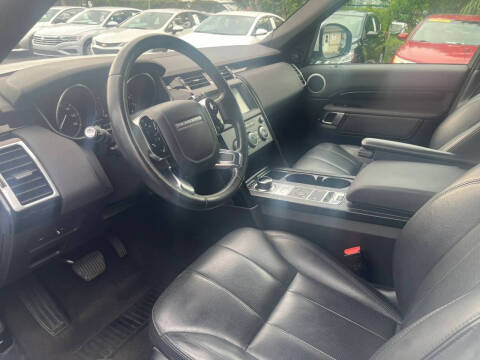 2020 Land Rover Discovery SE
