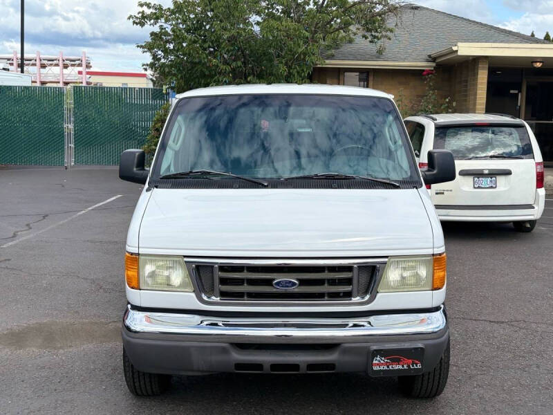2006 Ford E-Series E-350 SD XLT