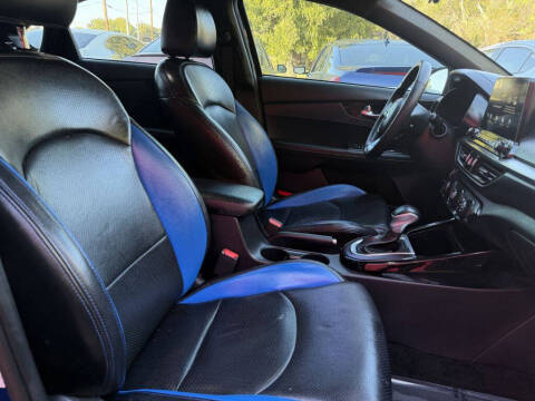 2021 Kia Forte GT Line