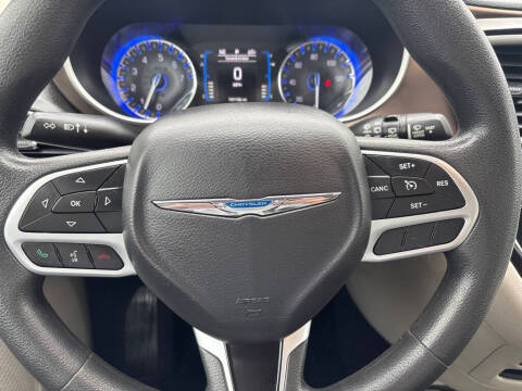 2017 Chrysler Pacifica Touring