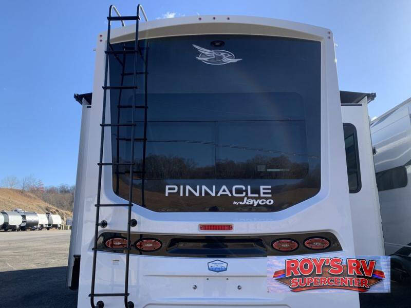 2026 Jayco Pinnacle