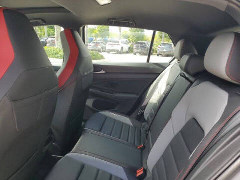 2026 Volkswagen Golf GTI SE