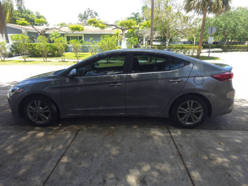 2018 Hyundai Elantra