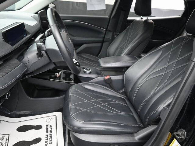 2024 Ford Mustang Mach-E Select