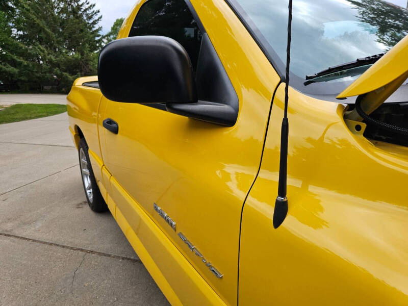 2005 Dodge Ram 1500 SRT-10