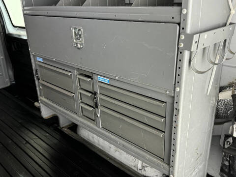 2017 GMC Savana 2500