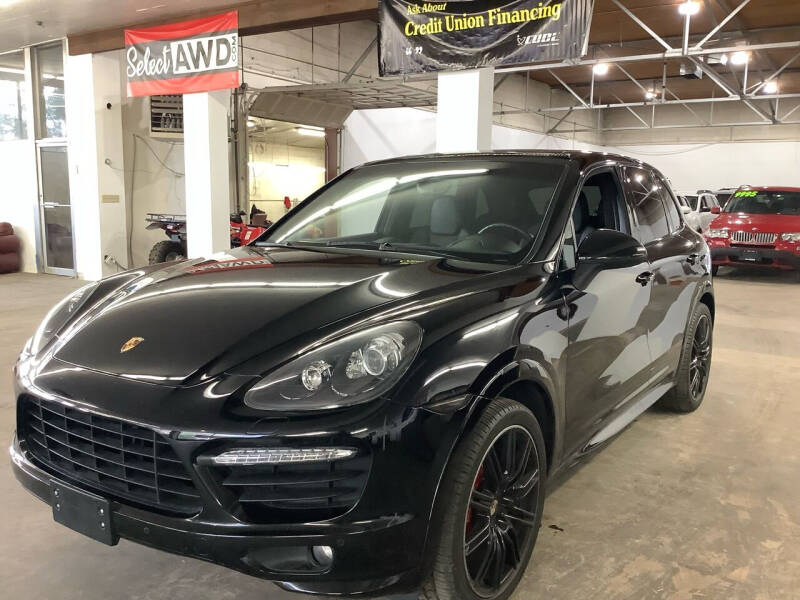 2013 Porsche Cayenne GTS