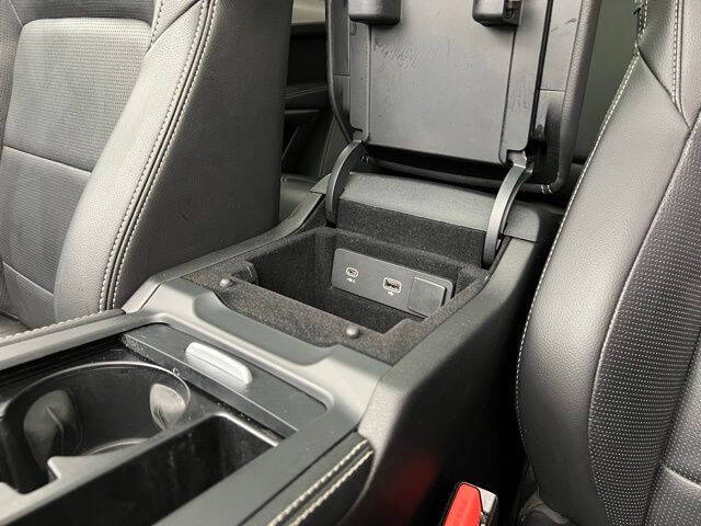 2024 Jaguar F-PACE P250 R-Dynamic S