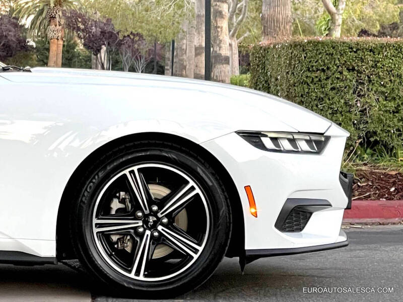 2024 Ford Mustang EcoBoost Premium