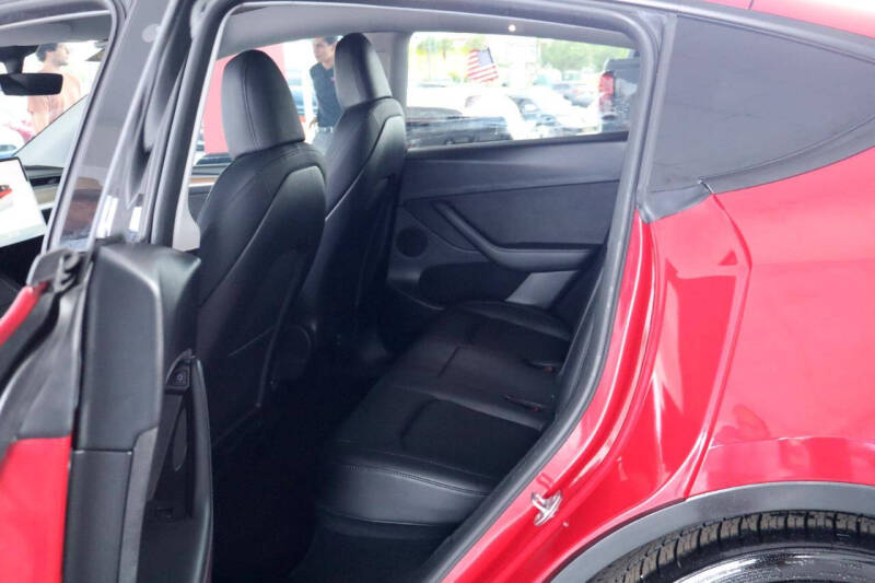 2023 Tesla Model Y Performance