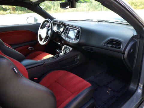 2018 Dodge Challenger R/T Plus Shaker