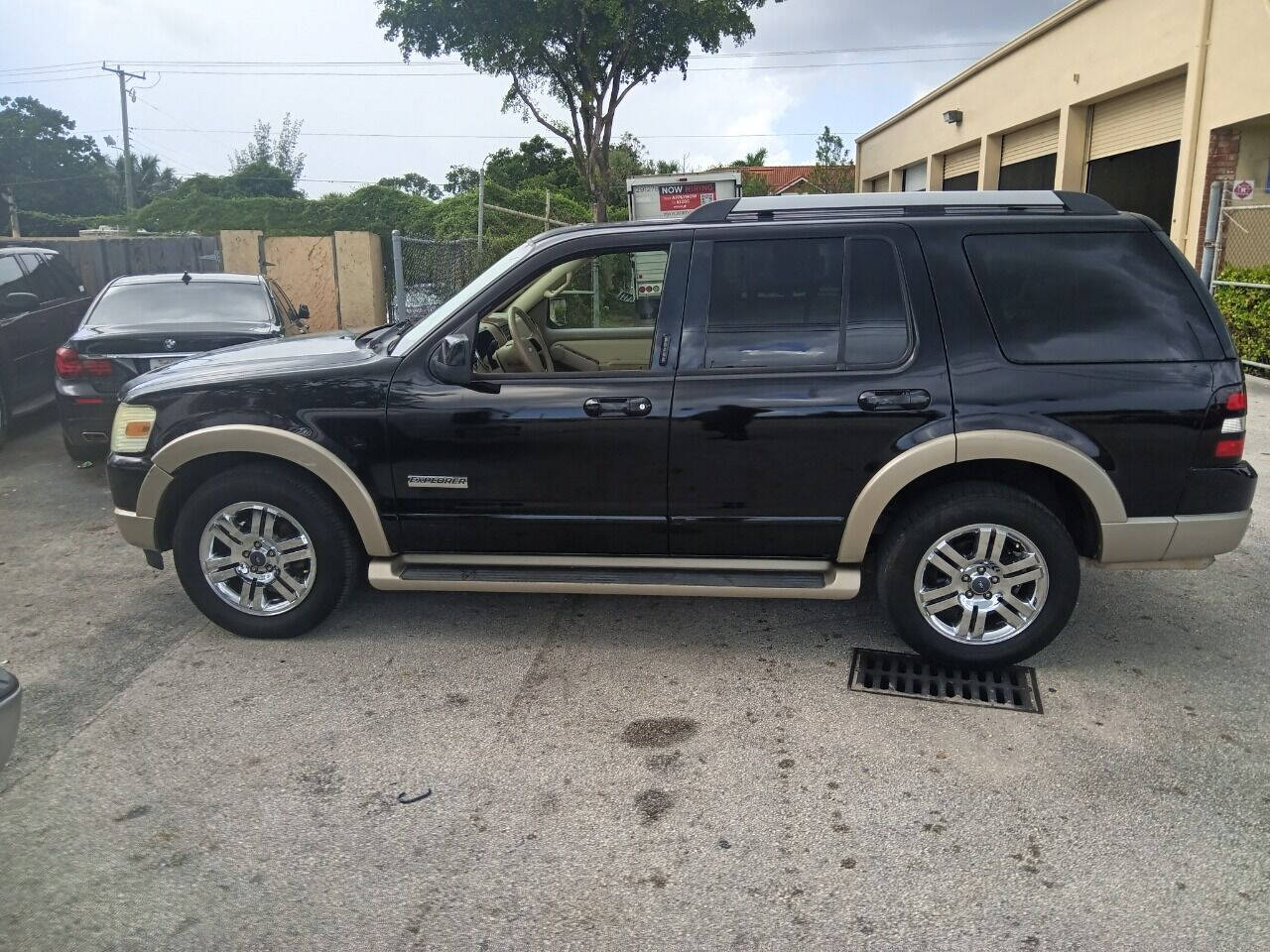 2007 Ford Explorer SUV / Crossover - $6,950
