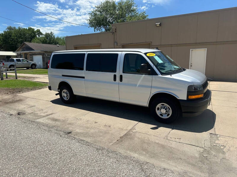 2018 Chevrolet Express LS 3500