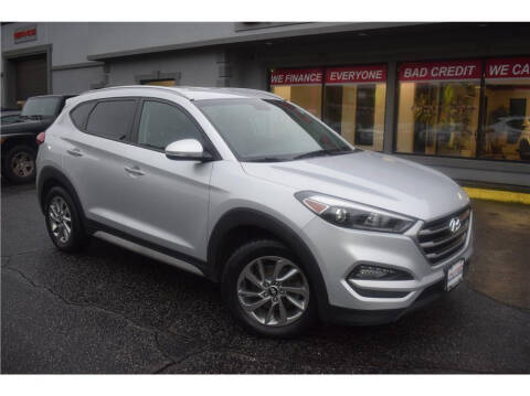 2018 Hyundai Tucson for sale at United Auto Group in Putnam CT