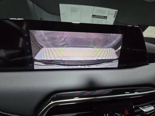 2025 Nissan Armada SV