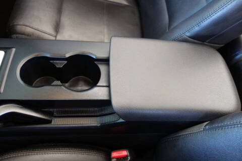 2005 Ford Mustang V6 Deluxe