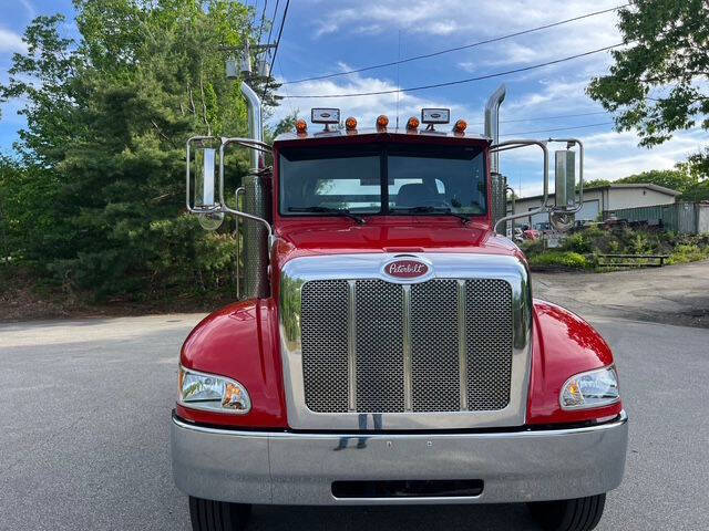 2008 Peterbilt 335