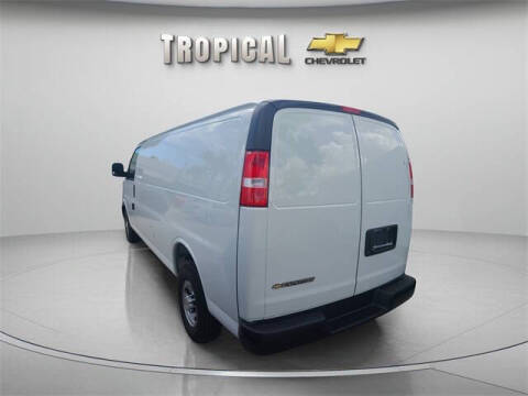 2025 Chevrolet Express 2500