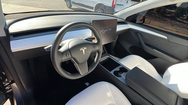 2025 Tesla Model Y Long Range