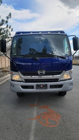 2020 Hino 195