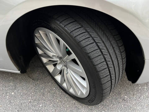 2010 Audi A5 2.0T quattro Premium Plus