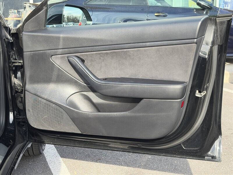 2020 Tesla Model 3 Standard Range