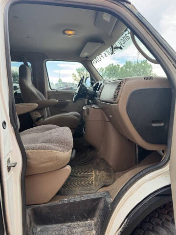 2001 Dodge Ram Van 3500 Maxi