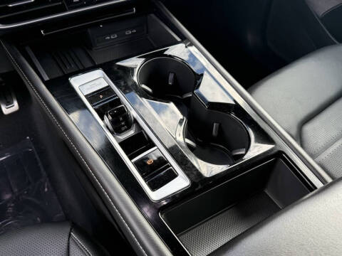 2026 Volkswagen Atlas Cross Sport SEL R-Line Black 4Motion