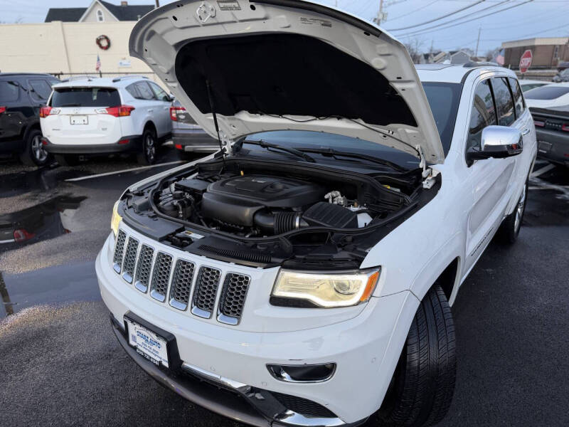 2016 Jeep Grand Cherokee Summit