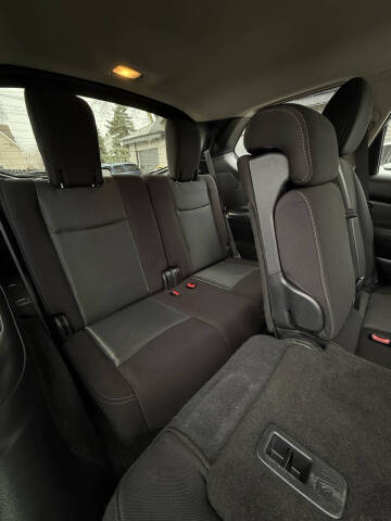 2019 Nissan Pathfinder SV