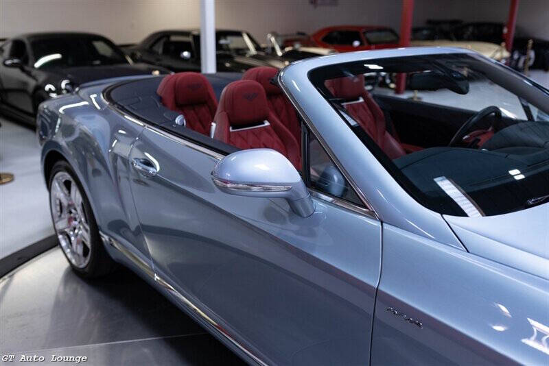 2015 Bentley Continental 24
