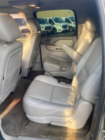 2013 Chevrolet Suburban LTZ