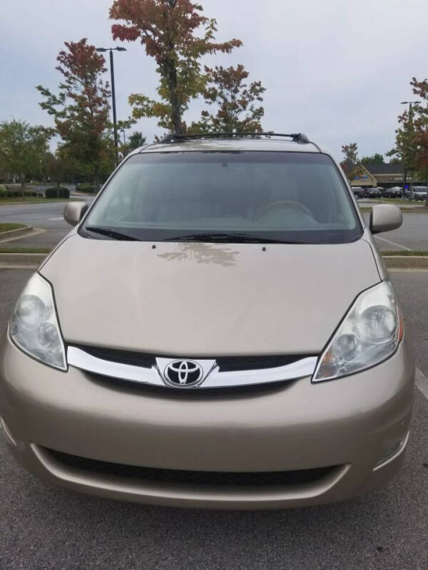 2009 Toyota Sienna for sale at ATLANTA MOTORS in Suwanee GA