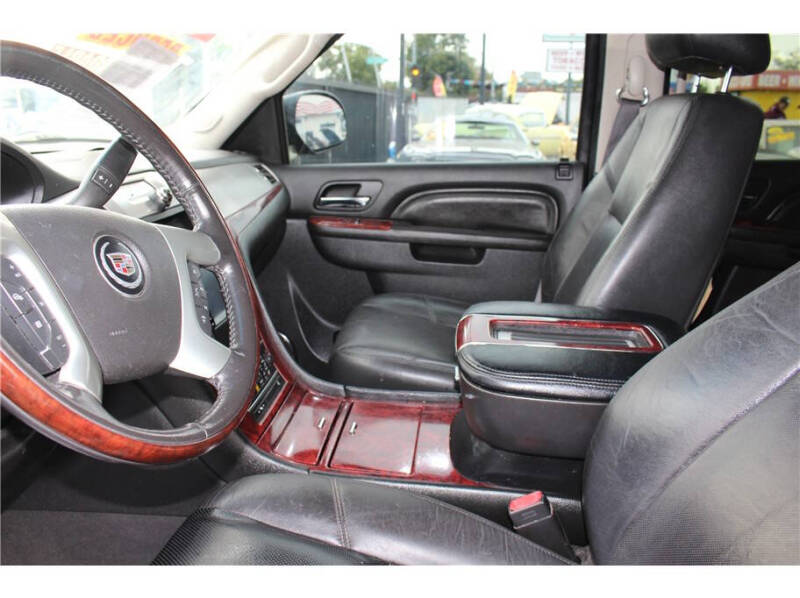 2012 Cadillac Escalade ESV Premium