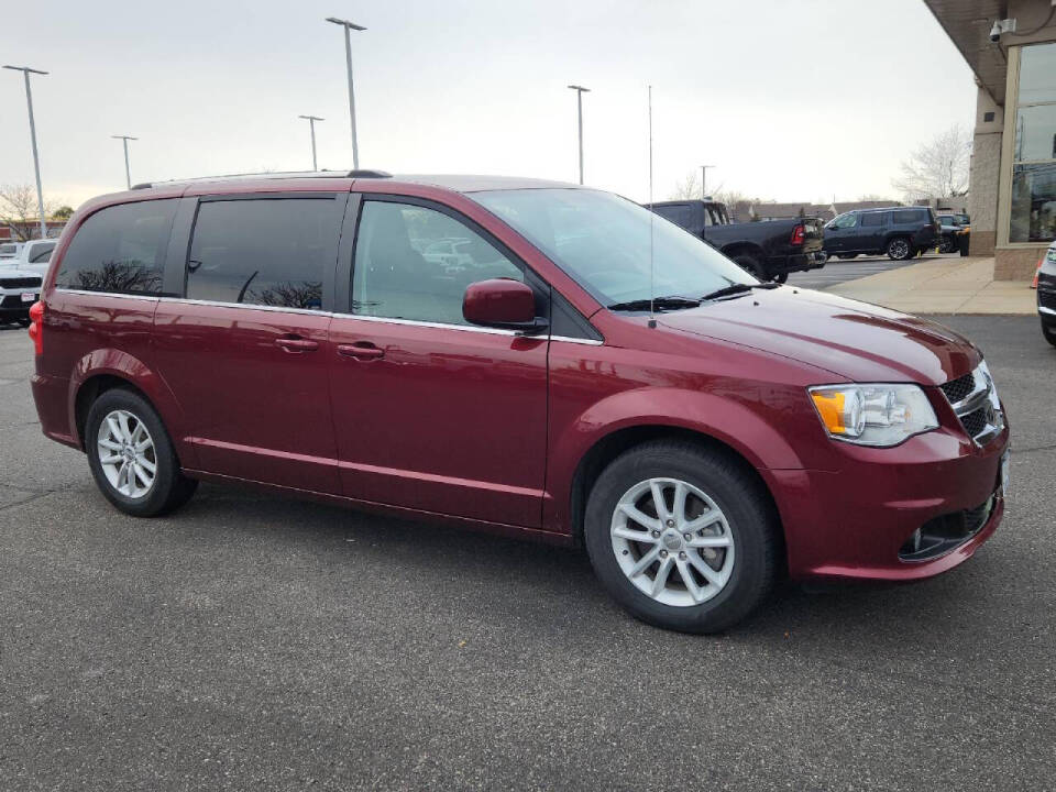 2018 Dodge Grand Caravan for sale at Victoria Auto Sales in Victoria, MN