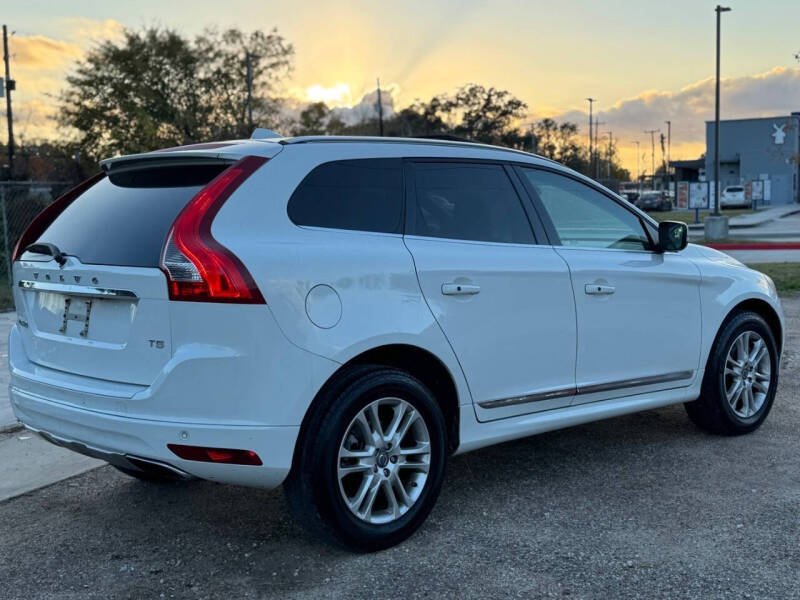 2015 Volvo XC60 T5 Drive-E Premier