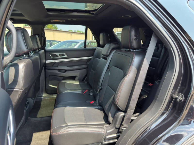 2016 Ford Explorer Sport