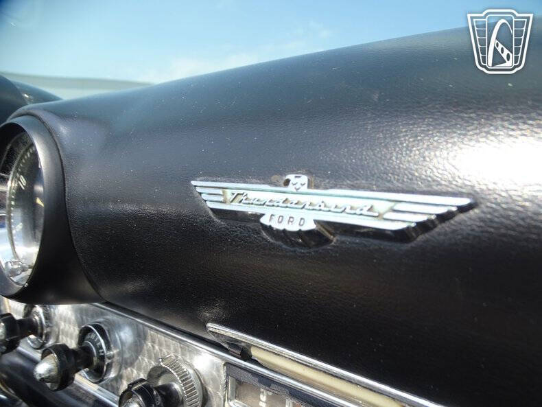 1955 Ford Thunderbird