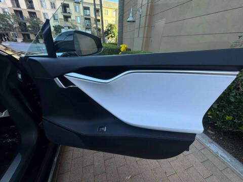 2017 Tesla Model S 75