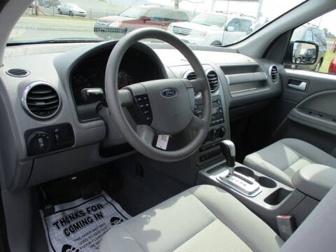 2005 Ford Freestyle SE