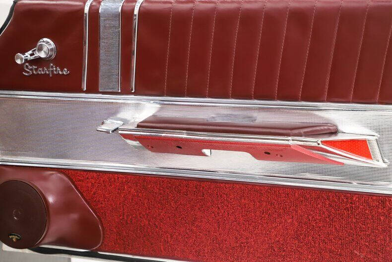 1962 Oldsmobile Starfire