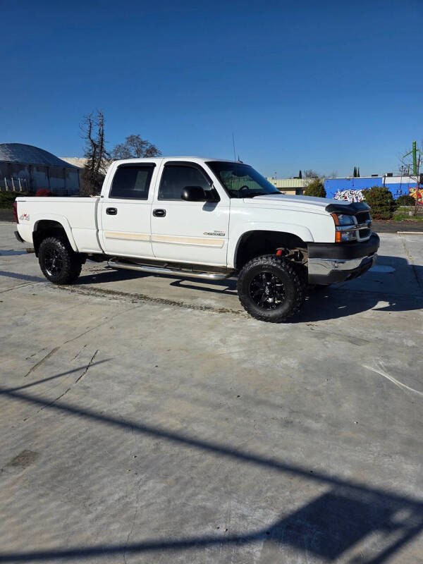 2004 Chevrolet Silverado 2500HD LT