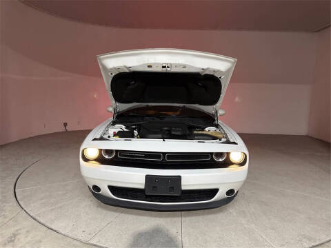 2017 Dodge Challenger SXT