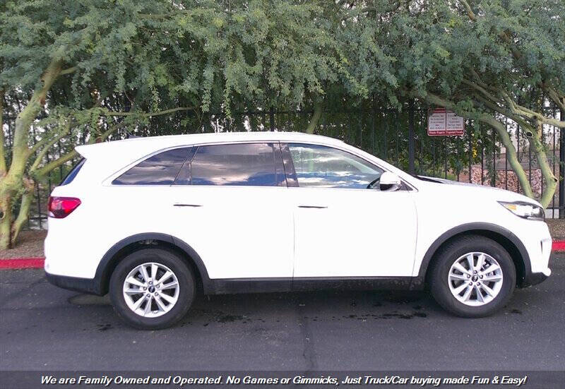 2019 Kia Sorento LX V6