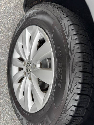 2014 Volkswagen Beetle 2.5L Entry PZEV